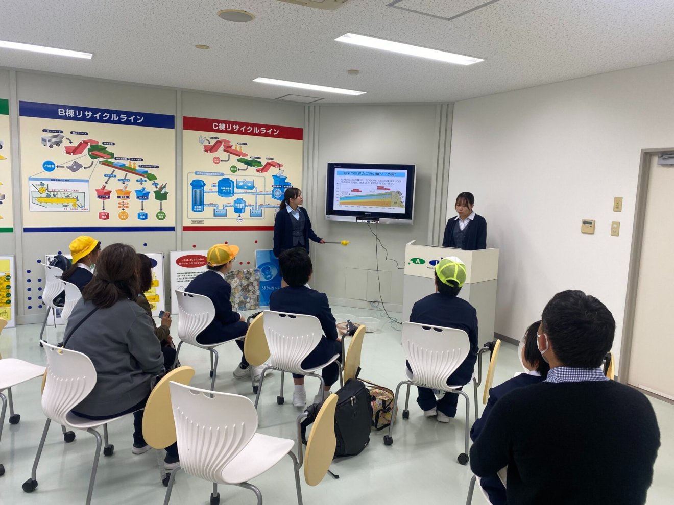 富山大学教育学部附属特別支援学校様が見学に来社されました。